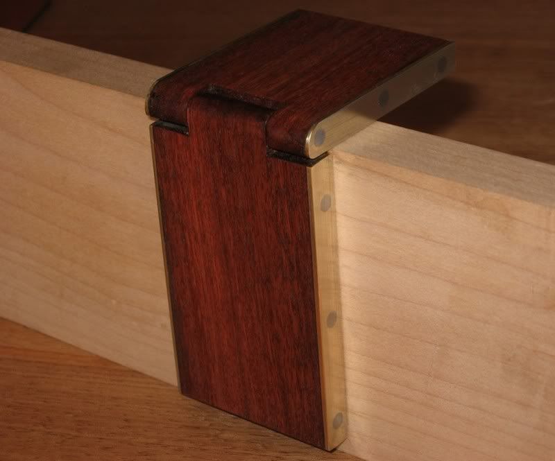 Saddle Square Fine Woodworking Knots